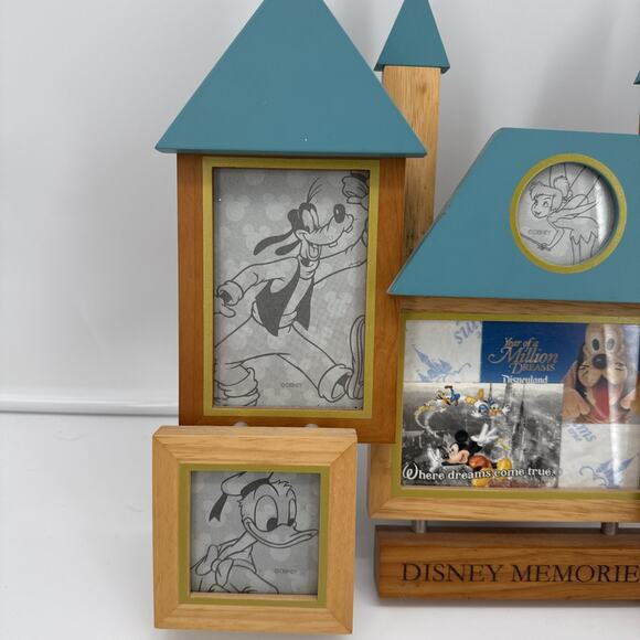 WALT DISNEY WORLD Cinderella's Castle Themed MULTI-OPENING Picture FRAME - Picture 3 of 13